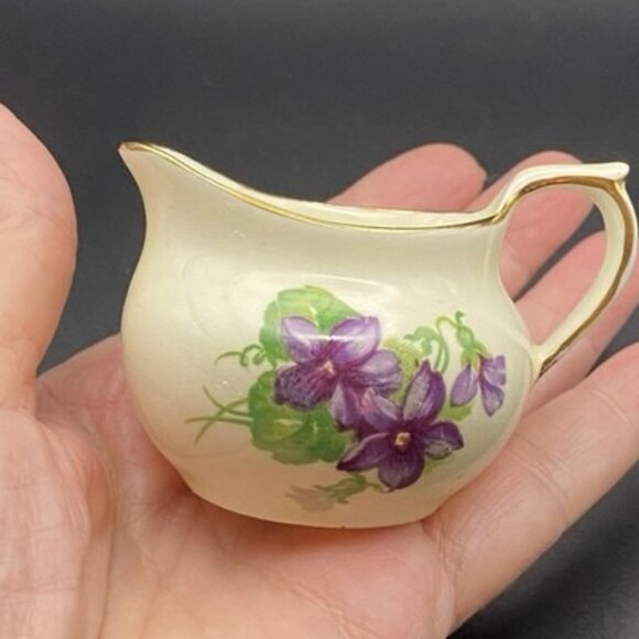 Vintage Violet Flower Lot China Creamer God is Love Pressed Necklace Cottagecore - Picture 13 of 15
